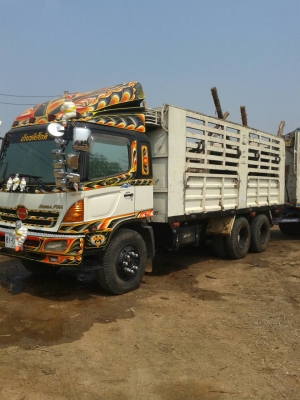 10ล้อไม่ดั้ม HINO MEGA 260 ปี46 (เฉพาะแม่ตัวเดียว)