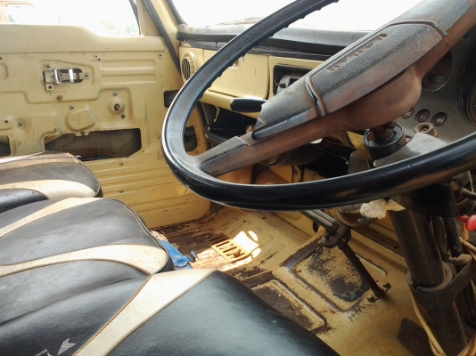 ISUZU. หัวแปร4ล้อโดยสารเครื่อง74แรงทะเบียน. ม79 ISUZU. หัวแปร4ล้อโดยสารเครื่อง74แรงทะเบียน. ม79