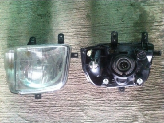 ไฟหน้า Pajero VRS import auto part