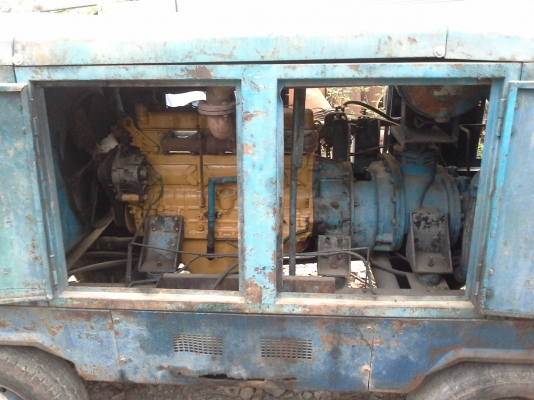 ขายเครื่องลม airman 370  2 ตัว