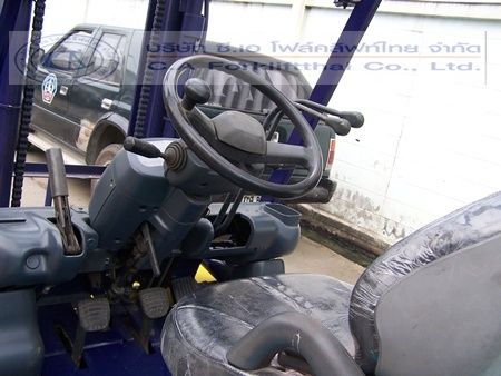 ขาย รถโฟล์คลิฟท์ KOMATSU รุ่น FD25-12