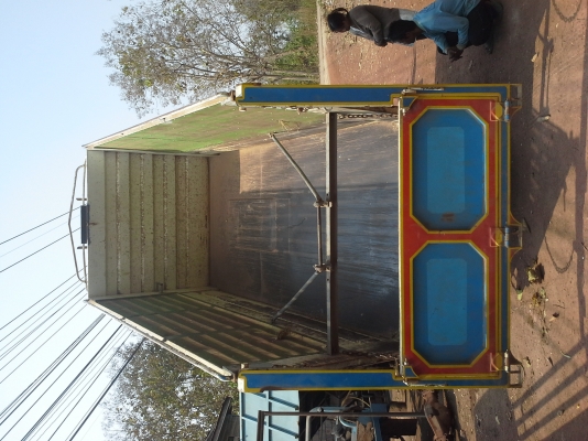 6 ล้อ ดั้ม พร้อมใช้ งานทะเบียนพร้อม 100 hp ลดราคาเหลือ 280000