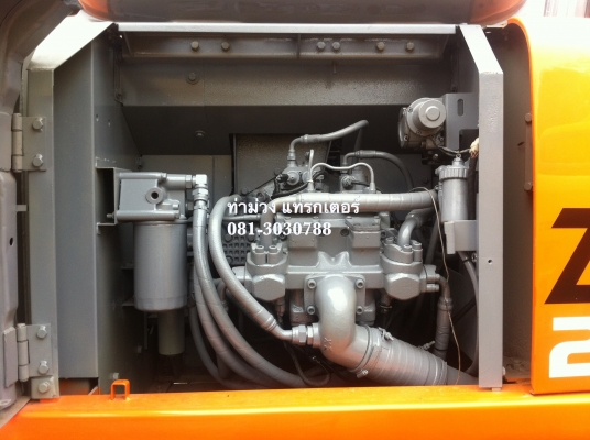 Hitachi ZX200 สนใจติดต่อ ท่าม่วง แทรกเตอร์ 085-1746828, 081-3030