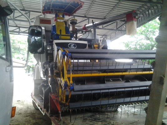 ขายรถเกี่ยวสภาพสวยมากมาอีกแล้วครับdc95สวยๆ