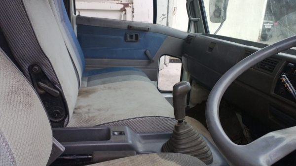 ขายHINO KM779 เครื่องWO4D หัวแซชซี