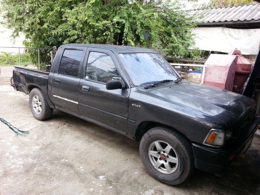 ขายรถโตโยต้าไมตี้ x   4ประตู ราคา70000