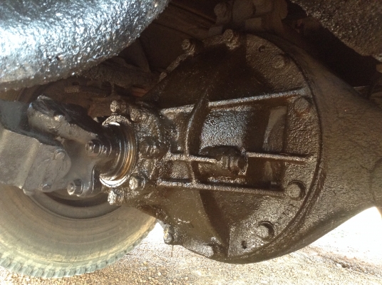 ขาย 10 ล้อเพลาเดียว เครื่อง 6BF1 185 แรงม้า เกียร์ร็อคเสื้อลาย พวงมาลัยพาวเวอร์ ยางเต็ม ทะเบียนเต็มพร้อมโอน