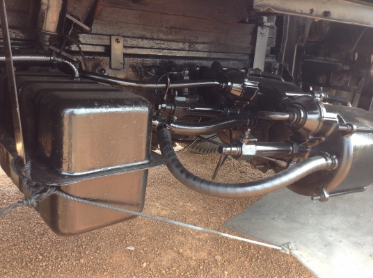 ขาย 10 ล้อเพลาเดียว เครื่อง 6BF1 185 แรงม้า เกียร์ร็อคเสื้อลาย พวงมาลัยพาวเวอร์ ยางเต็ม ทะเบียนเต็มพร้อมโอน