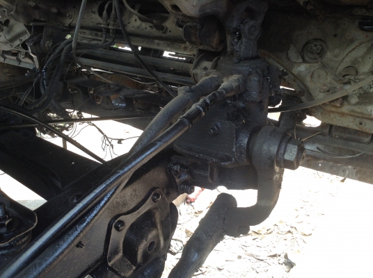 ขาย 10 ล้อเพลาเดียว เครื่อง 6BF1 185 แรงม้า เกียร์ร็อคเสื้อลาย พวงมาลัยพาวเวอร์ ยางเต็ม ทะเบียนเต็มพร้อมโอน