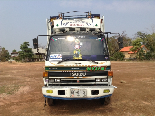 ขาย 10 ล้อเพลาเดียว เครื่อง 6BF1 185 แรงม้า เกียร์ร็อคเสื้อลาย พวงมาลัยพาวเวอร์ ยางเต็ม ทะเบียนเต็มพร้อมโอน