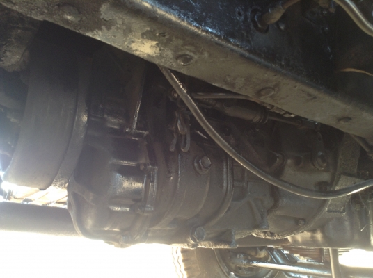 ขาย 10 ล้อเพลาเดียว เครื่อง 6BF1 185 แรงม้า เกียร์ร็อคเสื้อลาย พวงมาลัยพาวเวอร์ ยางเต็ม ทะเบียนเต็มพร้อมโอน