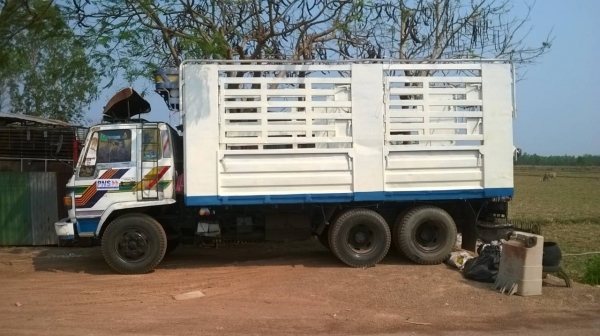 ขาย 10 ล้อเพลาเดียว เครื่อง 6BF1 185 แรงม้า เกียร์ร็อคเสื้อลาย พวงมาลัยพาวเวอร์ ยางเต็ม ทะเบียนเต็มพร้อมโอน