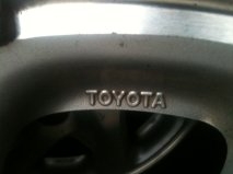 ขายแม๊กครบชุด ติดรถTOYOTA CAMRY ขอบ 15" 5รู 110 พร้อมยาง 205/65R 15