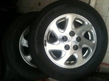 ขายแม๊กครบชุด ติดรถTOYOTA CAMRY ขอบ 15" 5รู 110 พร้อมยาง 205/65R 15