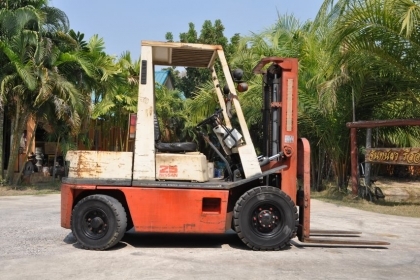 ขายFORKLIFT NISSAN2.5ตันครึ่ง (FVG25N5)สภาพสวยเดิมจากญี่ปุ่นยังไม่เคยใช้านในไทย 149,000เท่านั้น!!!