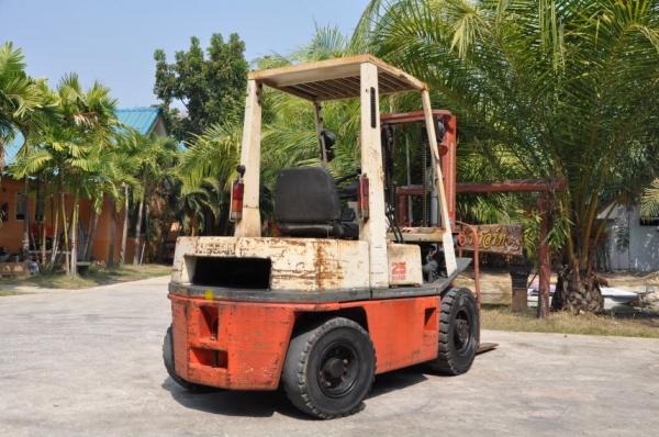 ขายFORKLIFT NISSAN2.5ตันครึ่ง (FVG25N5)สภาพสวยเดิมจากญี่ปุ่นยังไม่เคยใช้านในไทย 149,000เท่านั้น!!!