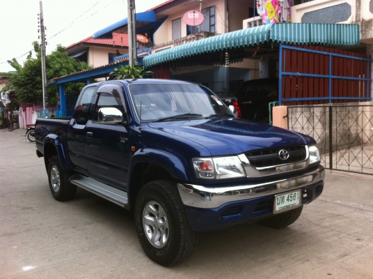 ขายรถกระบะโฟร์วิน