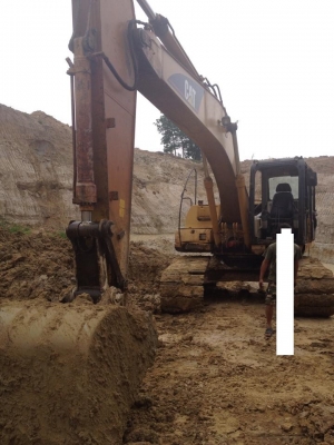 คัน 2ขายเหมา รถแบ็คโฮ CAT 320 C 2 คัน 2200000