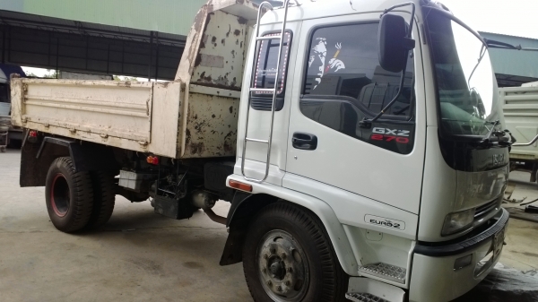 (เจ้าของลดให้สุดๆ)6ล้อดั้ม200แรงISUZU ยูโร2 ปี*48 รถสวย คัสซี เครื่องสวย ยางสวย