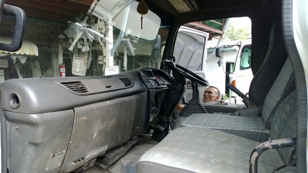 (เจ้าของลดให้สุดๆ)6ล้อดั้ม200แรงISUZU ยูโร2 ปี*48 รถสวย คัสซี เครื่องสวย ยางสวย