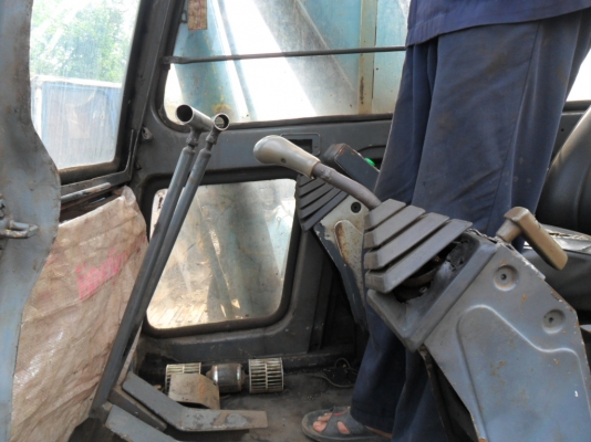 Kobelco SK200 Mark 3 ไฟฟ้าตัด ช่วงล่างปานกลางขึ้น แอร์มี พร้อมใช้