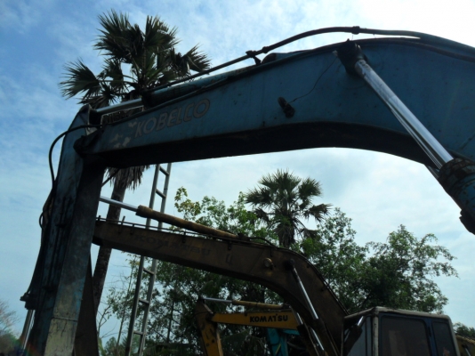 Kobelco SK200 Mark 3 ไฟฟ้าตัด ช่วงล่างปานกลางขึ้น แอร์มี พร้อมใช้