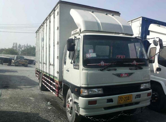 ขาย FF3H หกล้อตู้สิบบาน 7.20 เมตร เครื่องดี คัซซีสวย พร้อมใช้ครับ