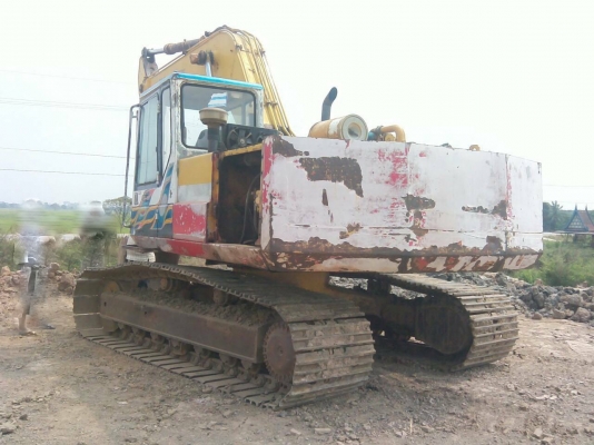 ขายรถแบคโฮ KOMATSU PC-200 รุ่น 3 และ รุ่น 5 ราคา.700000 คอนโทรนสั้น  ราคาย้อมๆสนใจโทร