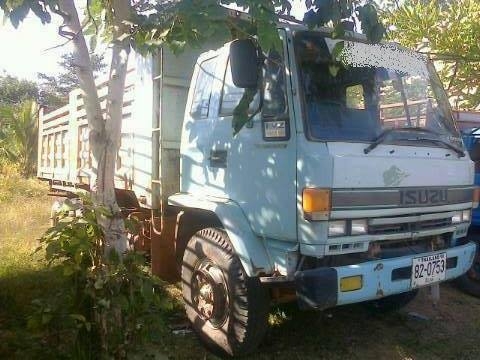 ***ขายแล้วครับขอบคุณ Truck2hand ขาย10ล้อ2เพล่ดั๊ม ISUZU ROCKY FVZ 195 6HE1 เครื่องเดิมเกียร์เดิม แน่นดีแรง ช่วงล่างเดิมคัสซีดีไม่ปะไม่ดาม กระบะดั้มเหล็กสภาพดี พื้นดีข้างดี หัวนอก หัวเก๋งดีไม่ผุภายในดีคอนโซลครบ พ.พาวเวอร์ เบรคทริฟฟี่ ครบ ยางดี8เส้นพอใช้2เส