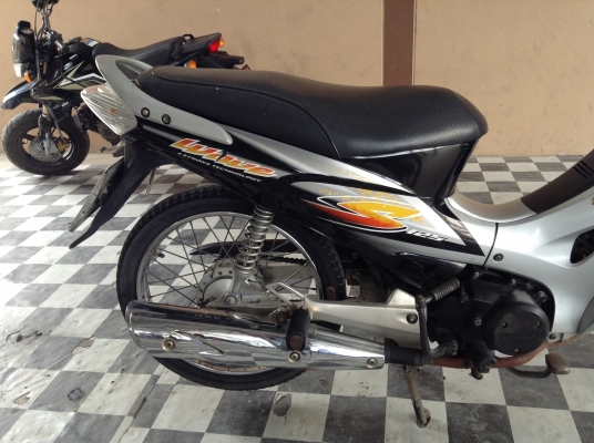 ขาย!!!เวฟ125s สต๊าทมือ กุญแจใหญ่ ปี48 รถเครื่องดีคับ มีเล่มทะเบียนครบ