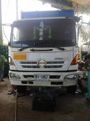 รถสิบล้อ