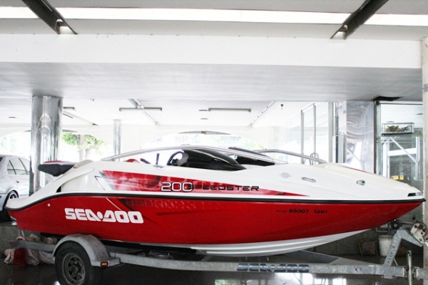 ขายเรือ Speed Boat  ยี่ห้อ Seadoo  ปี 09 ใหม่ๆ ราคาพิเศษ