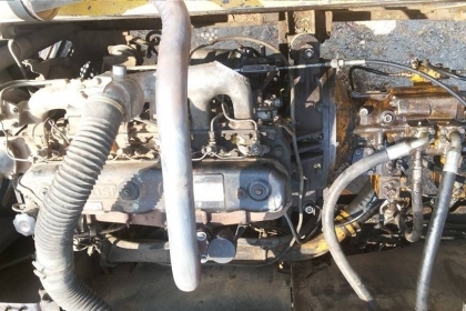 ขายแบ็คโฮ komatsu pc200-รุ่น3