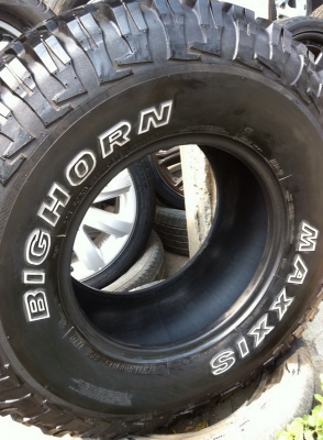 ขายยางMud Maxxis Bighorn MT762 ขนาด 32 11.5 R15 สวยๆ