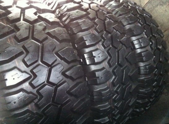ขายยางMud Maxxis Bighorn MT762 ขนาด 32 11.5 R15 สวยๆ