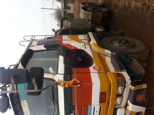 หัวเก๋ง nissan ud ราคาต่อรองได้ครับหรือมีหัวรถกระบะแลกเปลี่ยนได้ครับ หัวเก๋ง nissan ud ราคาต่อรองได้ครับหรือมีหัวรถกระบะแลกเปลี่ยนได้ครับ