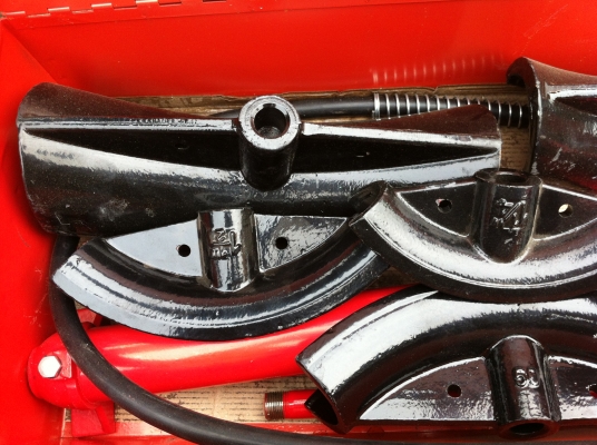 เครื่องดัดท่อไฮโดรลิก