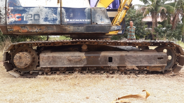 ขายด่วนแบ็คโฮ PC120รุ่น5สภาพเดิมๆเอกสารใบอินวอยน์ รถสภาพเดิมๆจองโทร0801515451