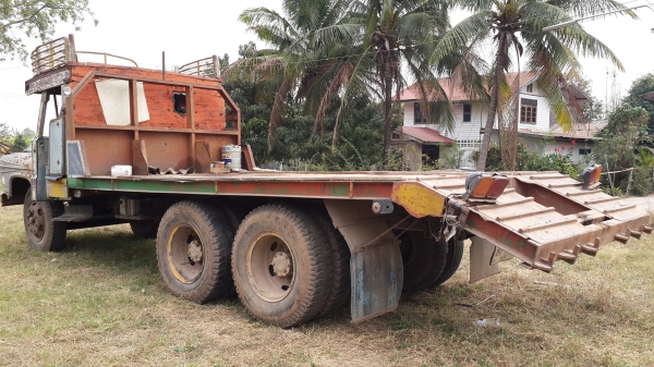 ขายด่วนสิบล้อเทรนเลอร์หางปลาทะเบียนเป็นท้ายลาดแล้วพร้อมแบ็คโฮKomatsu Pc120-5 สภาพเดิมๆเอกสารอินวอยโทร0801515451