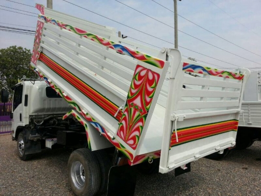 รถอีซูซุ 6 ล้อดั้ม NPR 150 แรงม้า. ปี 52  ( รถวิ่ง 6x,xxx กม. )   สนใจติดต่อ  081 - 6079515