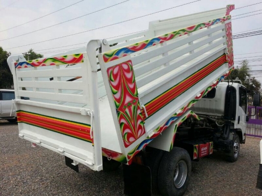 รถอีซูซุ 6 ล้อดั้ม NPR 150 แรงม้า. ปี 52  ( รถวิ่ง 6x,xxx กม. )   สนใจติดต่อ  081 - 6079515