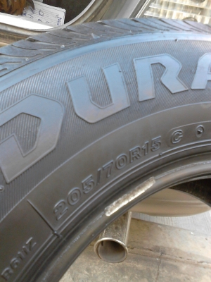 ฺBRIDGESTONE DURAVIS R611 205/70R15 มี 1 ล้อ TEL.081-427-3941 ฺBRIDGESTONE DURAVIS R611 205/70R15 มี 1 ล้อ TEL.081-427-3941