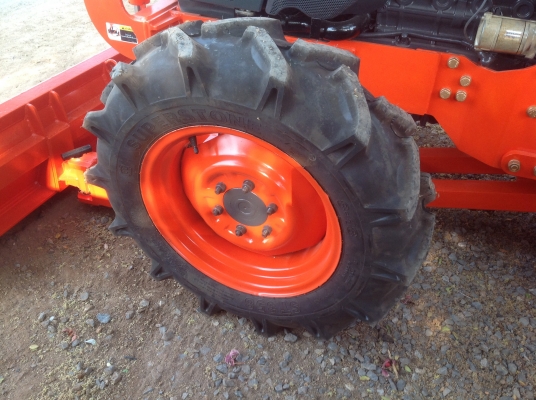 ปัญญาแทรคเตอร์มาแล้ว...จัดมาให้ครับ รีบโดยด่วน.คูโบต้า L4508 พร้อมใบมีดตราช้าง ยางหน้าใหม่ 2 เส้น จัดส่งอ.สนามชัยเขต จ. ฉะเชิงเทรา