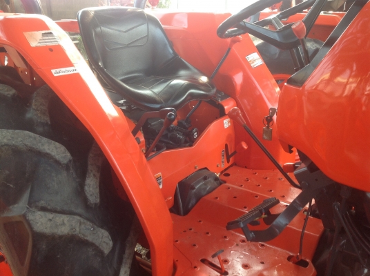 ปัญญาแทรคเตอร์มาแล้ว...จัดมาให้ครับ รีบโดยด่วน.คูโบต้า L4508 พร้อมใบมีดตราช้าง ยางหน้าใหม่ 2 เส้น จัดส่งอ.สนามชัยเขต จ. ฉะเชิงเทรา