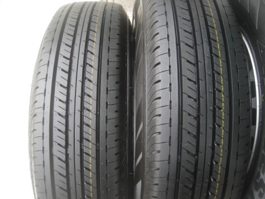 ขายกะทะล้อป้ายแดง Chev colorado ขอบ15 6รู139.7 +ยางยางผลิตสัปดาห์ที่39,1 เส้นและ41,3เส้นปี 13 ตุ่มและสีที่หน้ายางมีทุกเส้นครับ สนใจติดต่อเล็กคลองสามครับ (081-3747940)