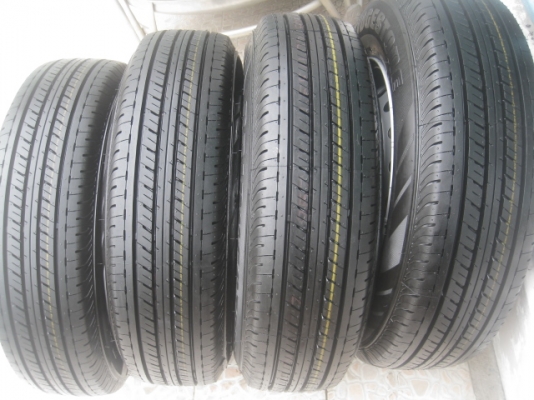 ขายกะทะล้อป้ายแดง Chev colorado ขอบ15 6รู139.7 +ยางยางผลิตสัปดาห์ที่39,1 เส้นและ41,3เส้นปี 13 ตุ่มและสีที่หน้ายางมีทุกเส้นครับ สนใจติดต่อเล็กคลองสามครับ (081-3747940)