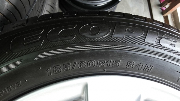 ล้อแม็กซ์ Toyota Yaris / Vios 2014 ใหม่ป้ายแดง ออกจากศูนย์ถอดทันที