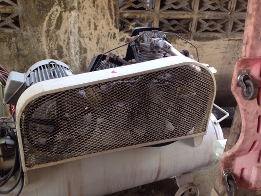 เครื่องปั้มลมiwata 3 สูบ