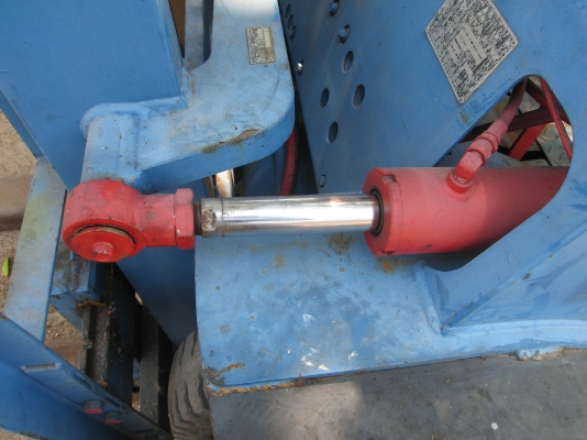 ขายรถฟอร์คลิฟต์มิตซูบิชิ 2.5 ตันเก่านอกเครื่องเบนซินติดแก๊ซแล้วใช้ประหยัดดีครับ