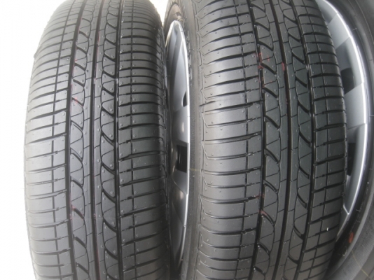 ขายกะทะล้อป้ายแดง suzuki swift ขอบ15 4รู100 +ยางฺ ผลิตสัปดาห์ที่ 44ปี13 ตุ่มหหน้ายางมีทุกเส้นครับ สนใจติดต่อเล็กคลองสามครับ (081-3747940)